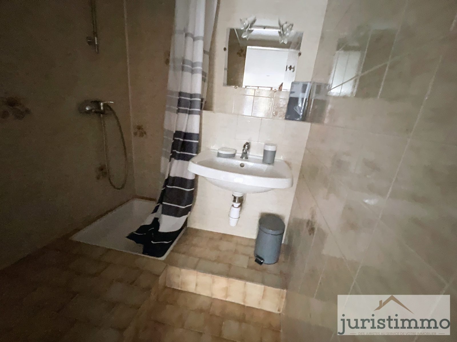 Image_18, Immeuble, Valréas, ref :479