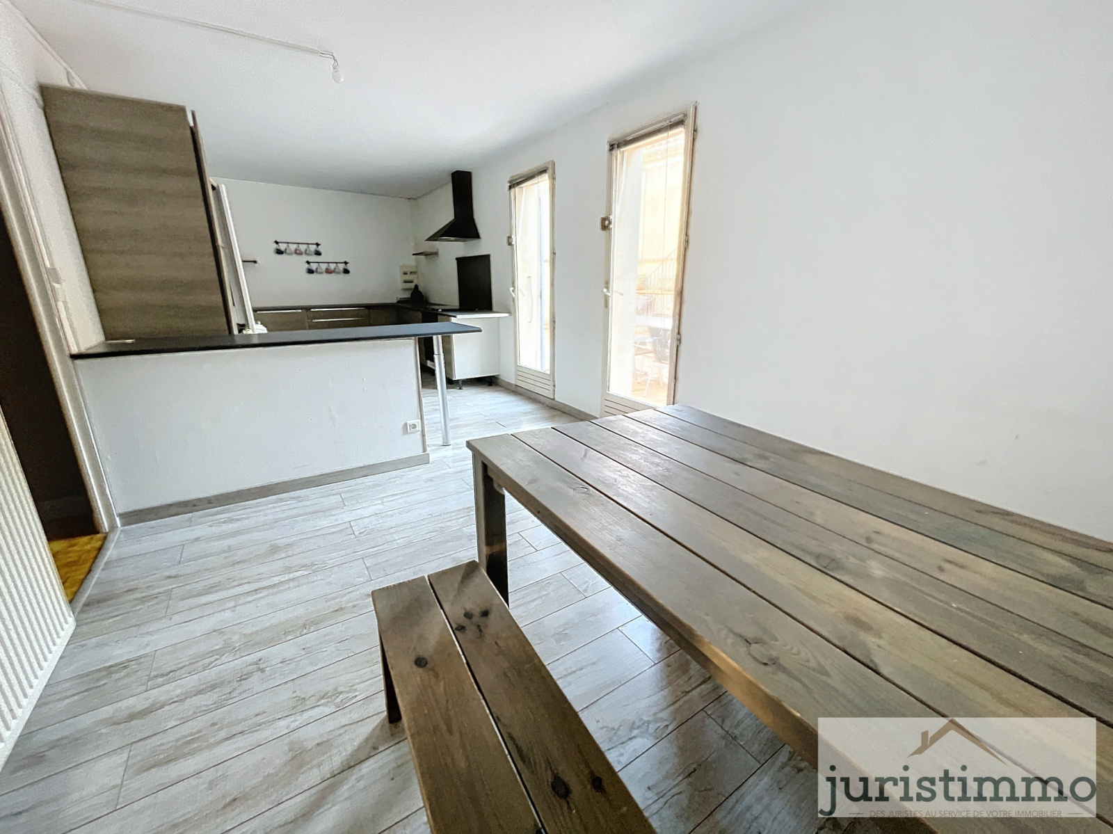 Image_38, Immeuble, Valréas, ref :479