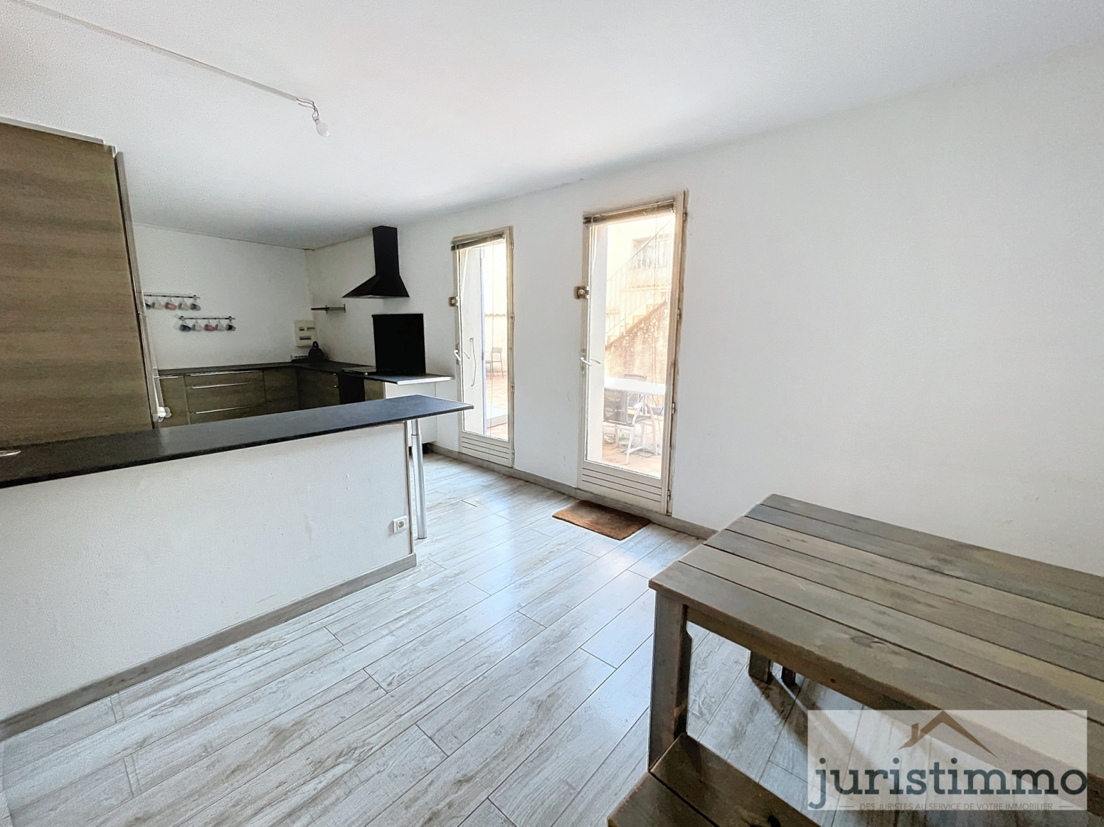 Image_37, Immeuble, Valréas, ref :479