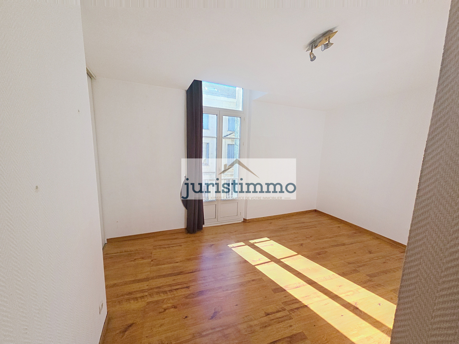 Image_10, Maison, Orange, ref :744