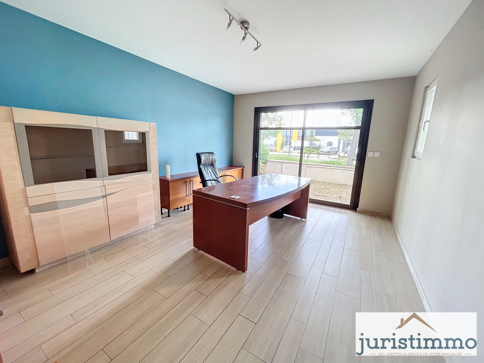 Image_10, Local professionnel, Orange, ref :604