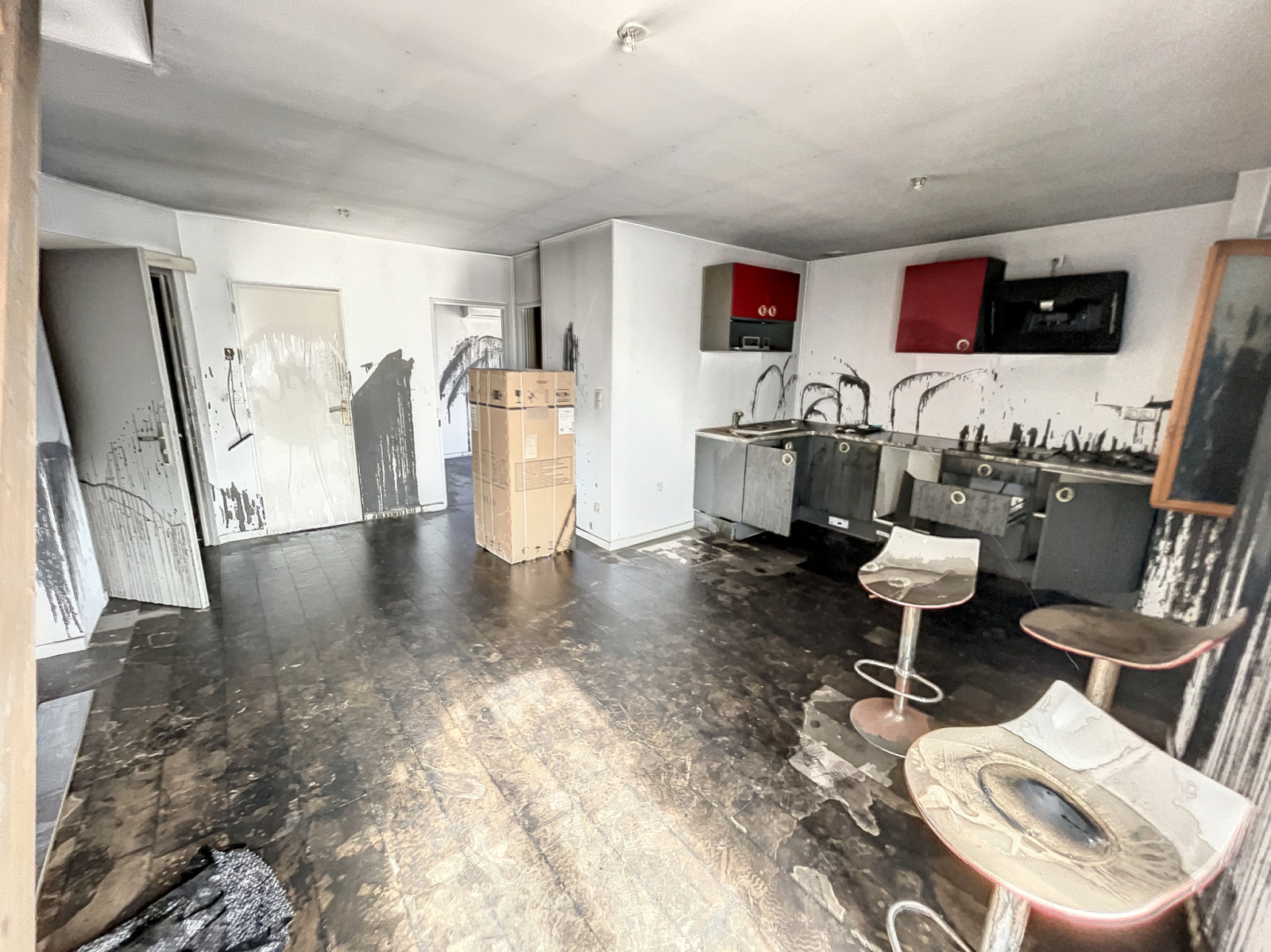 Image_2, Immeuble, Camaret-sur-Aigues, ref :242