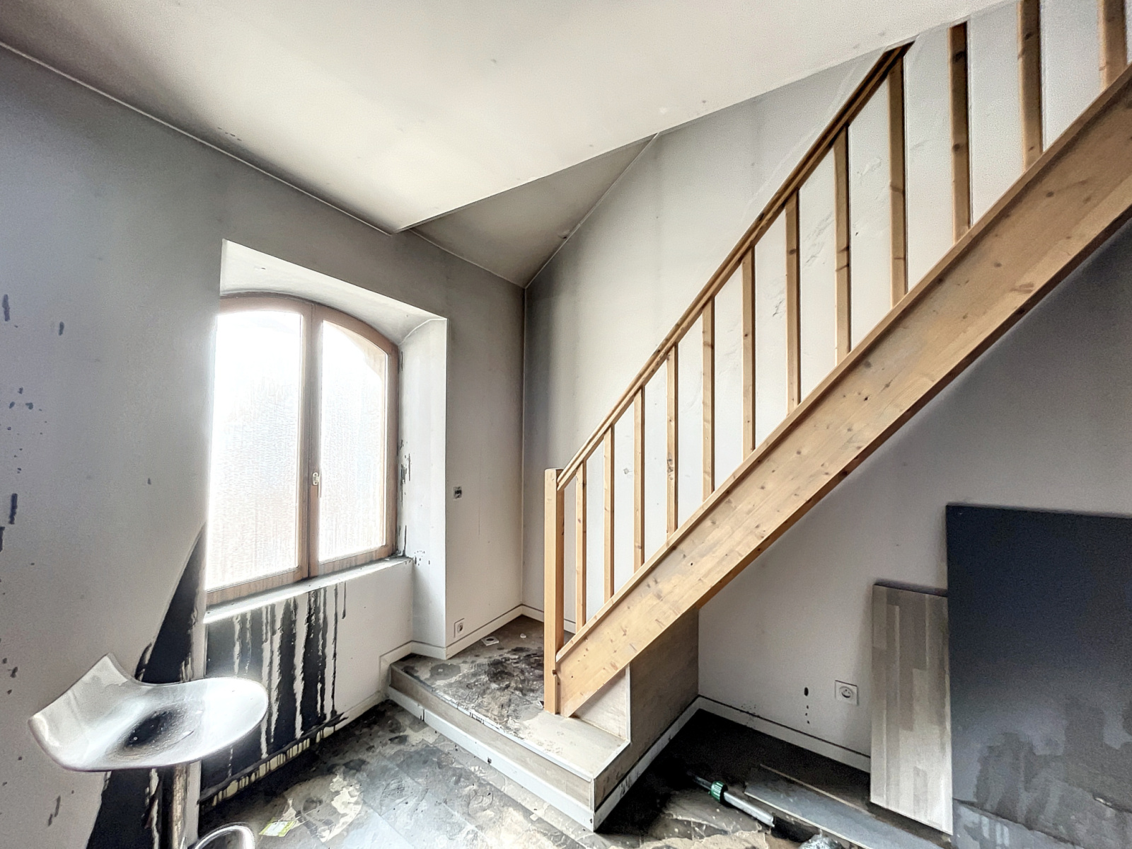 Image_4, Immeuble, Camaret-sur-Aigues, ref :242