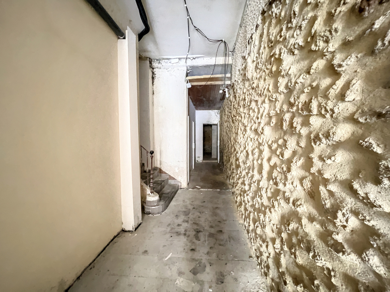 Image_25, Immeuble, Camaret-sur-Aigues, ref :242