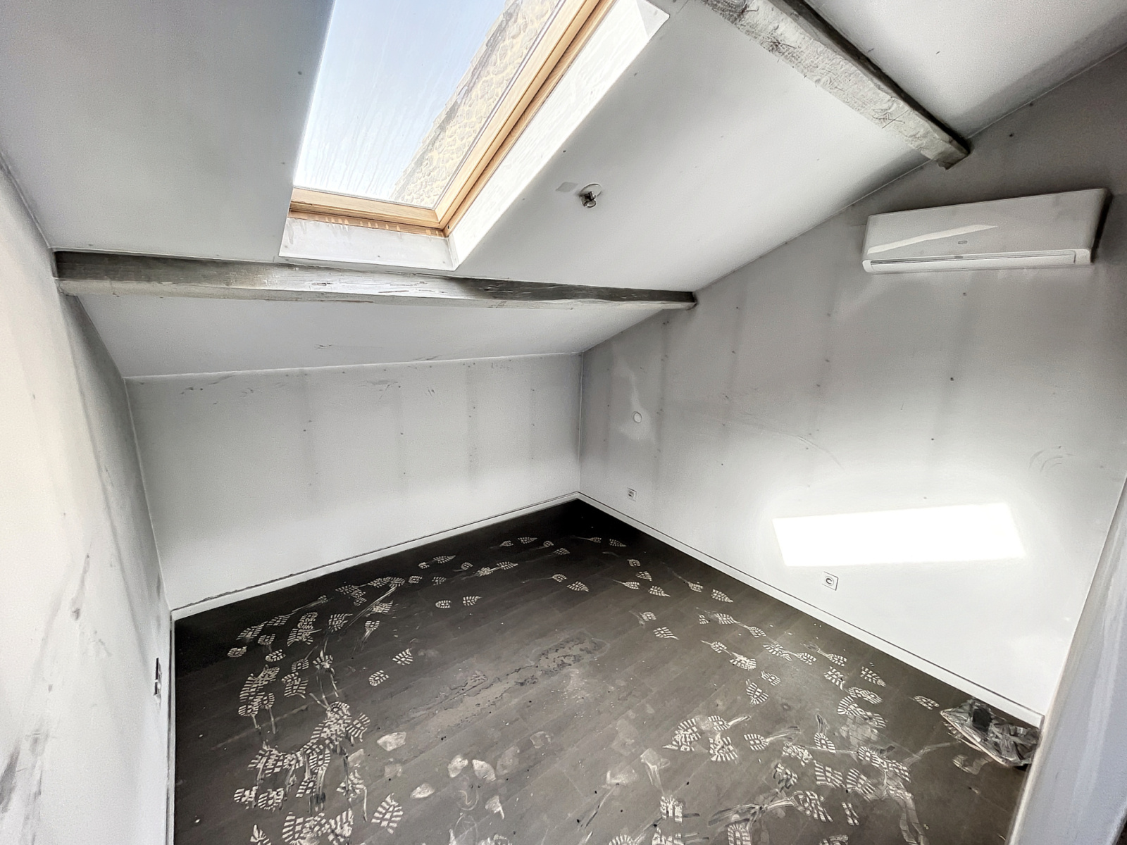 Image_20, Immeuble, Camaret-sur-Aigues, ref :242