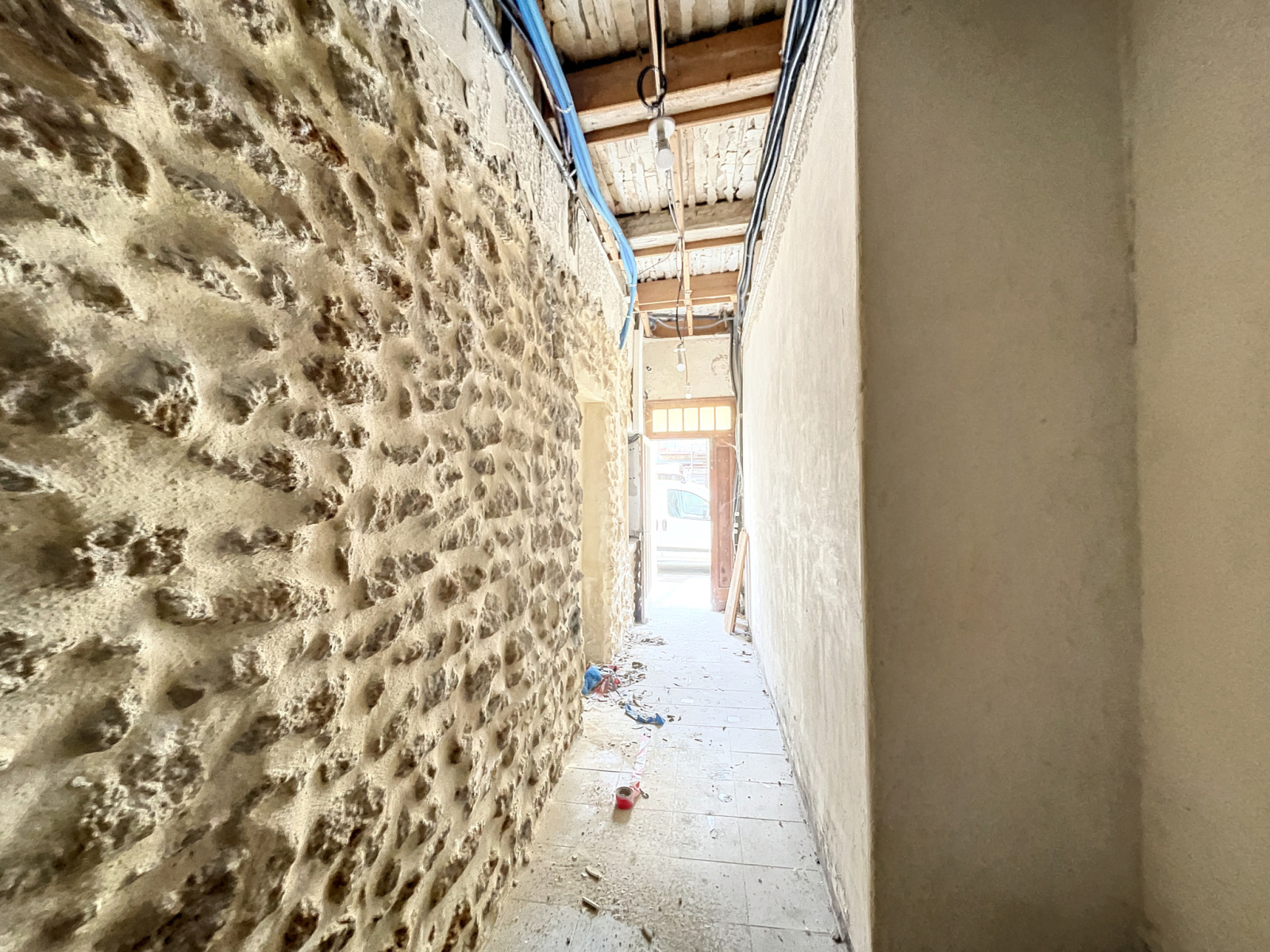 Image_24, Immeuble, Camaret-sur-Aigues, ref :242