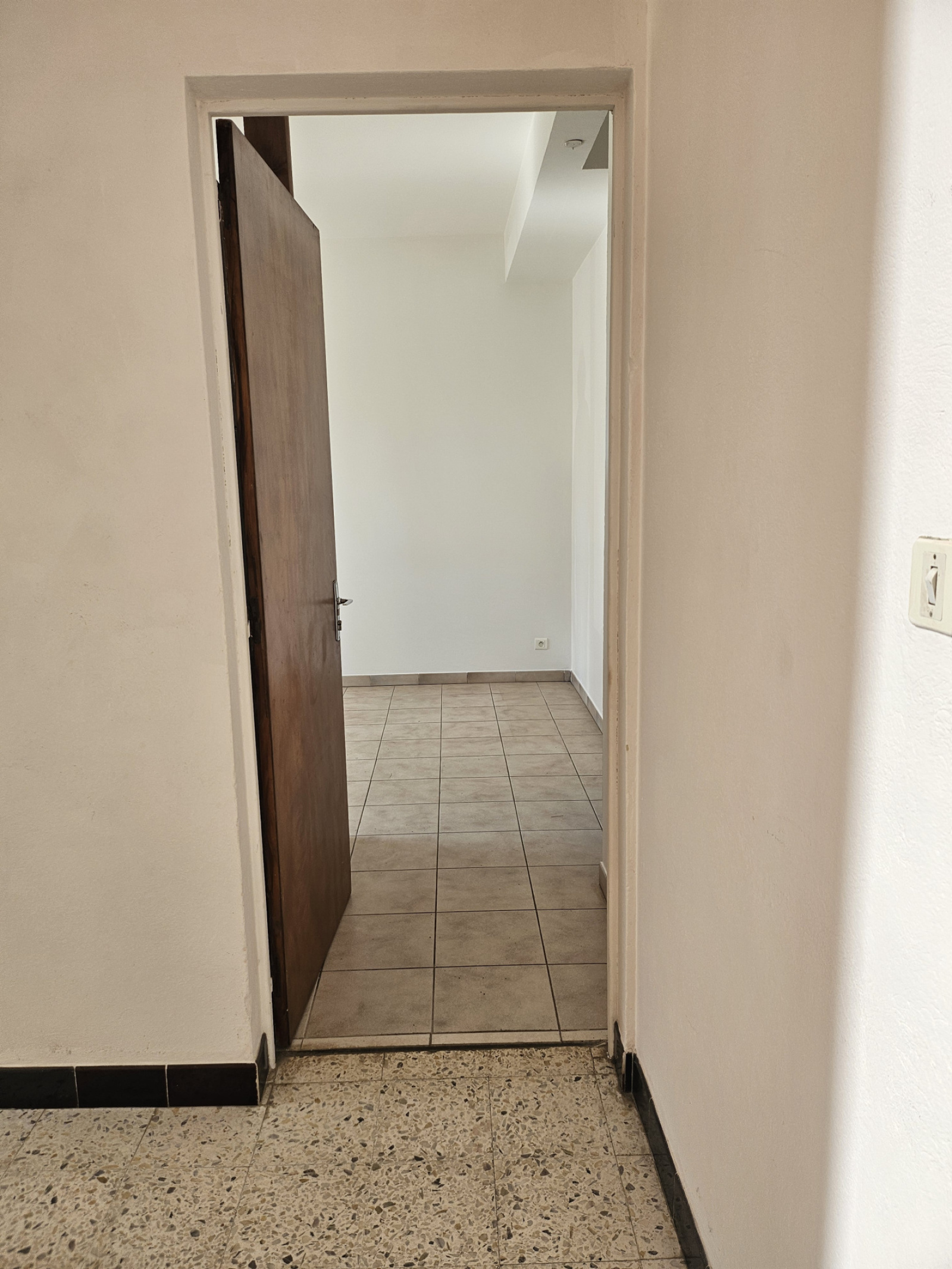 Image_5, Appartement, Travaillan, ref :791