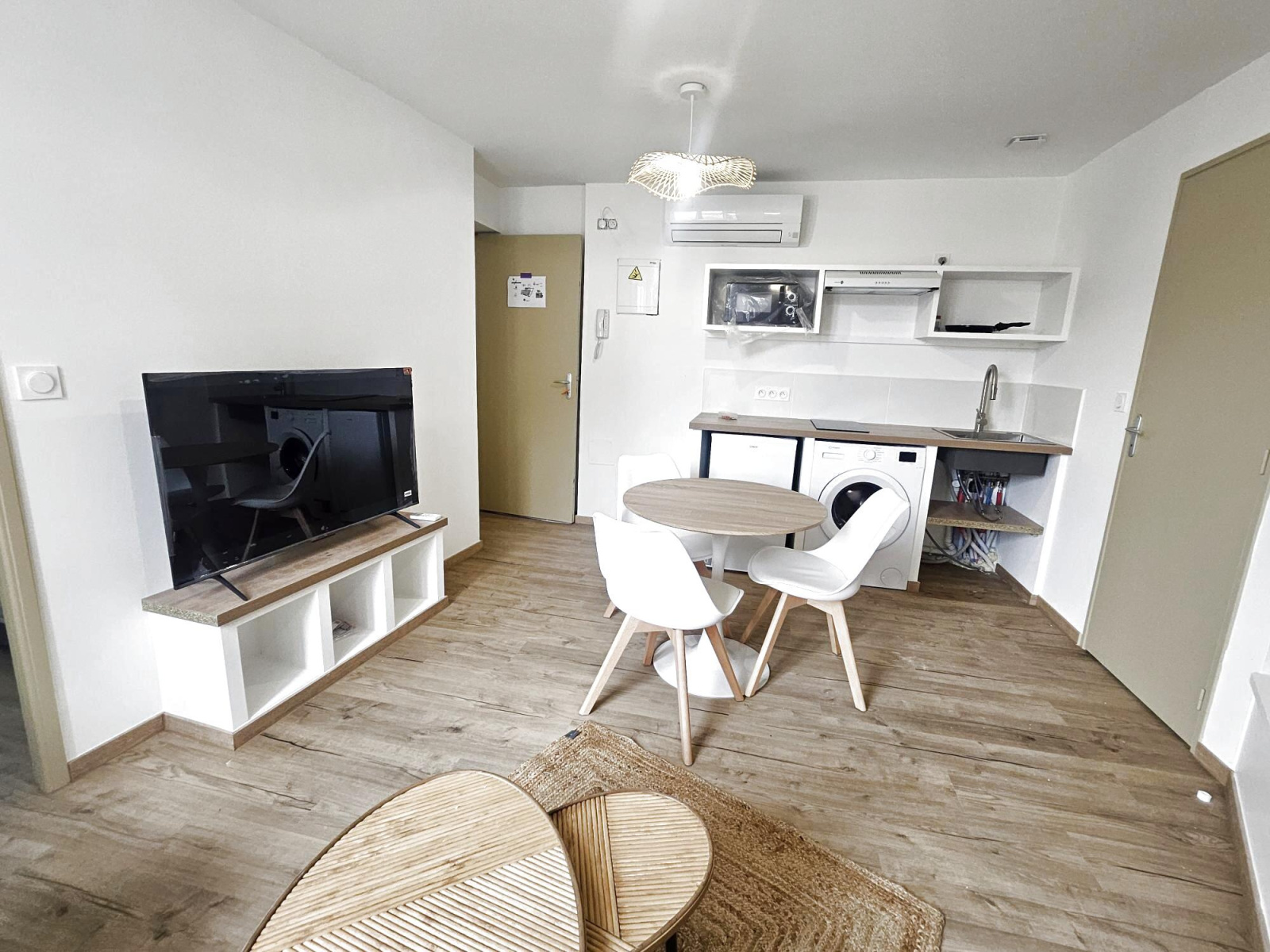 Image_1, Appartement, Camaret-sur-Aigues, ref :633