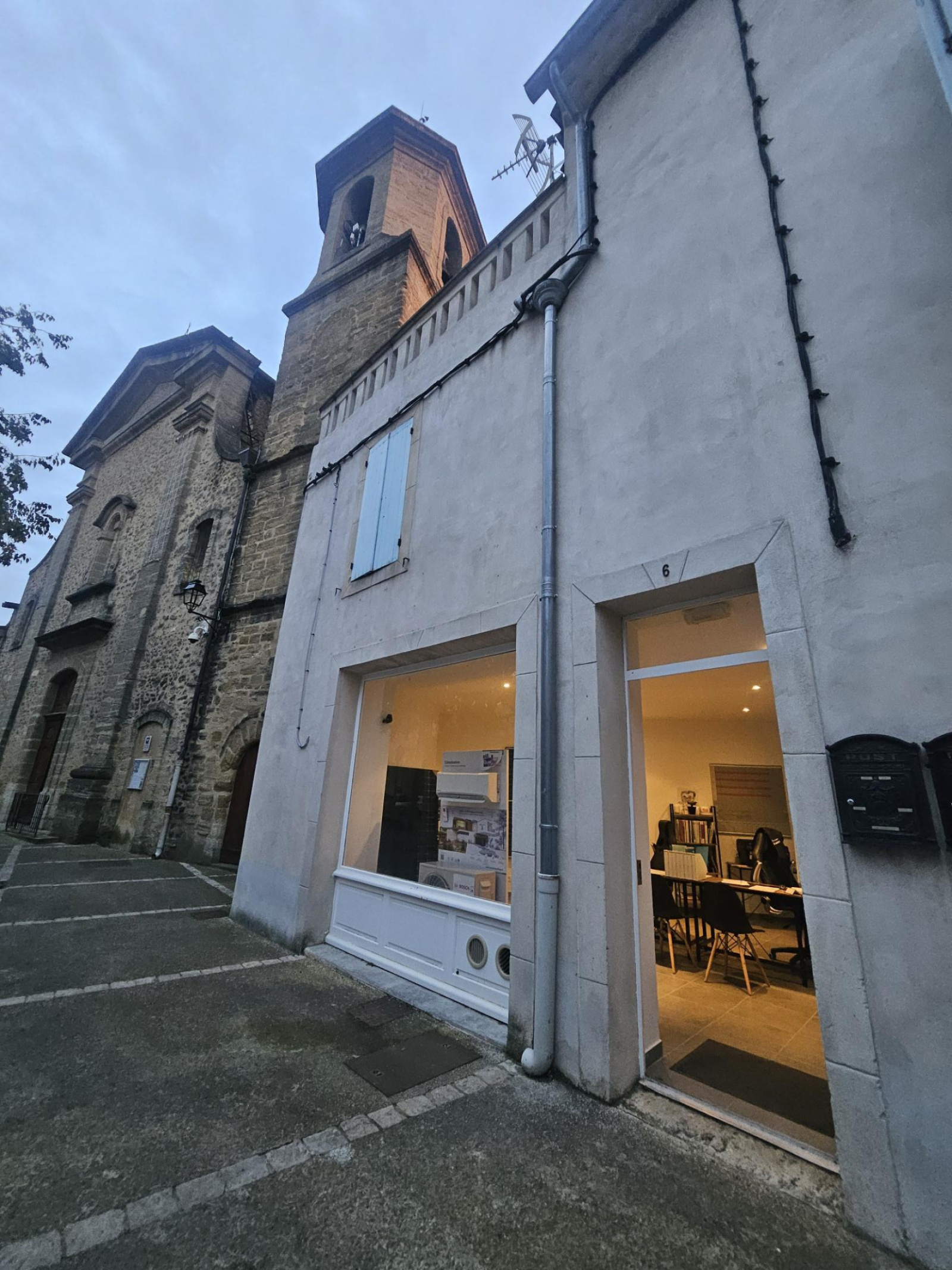 Image_3, Local commercial, Camaret-sur-Aigues, ref :YC0001