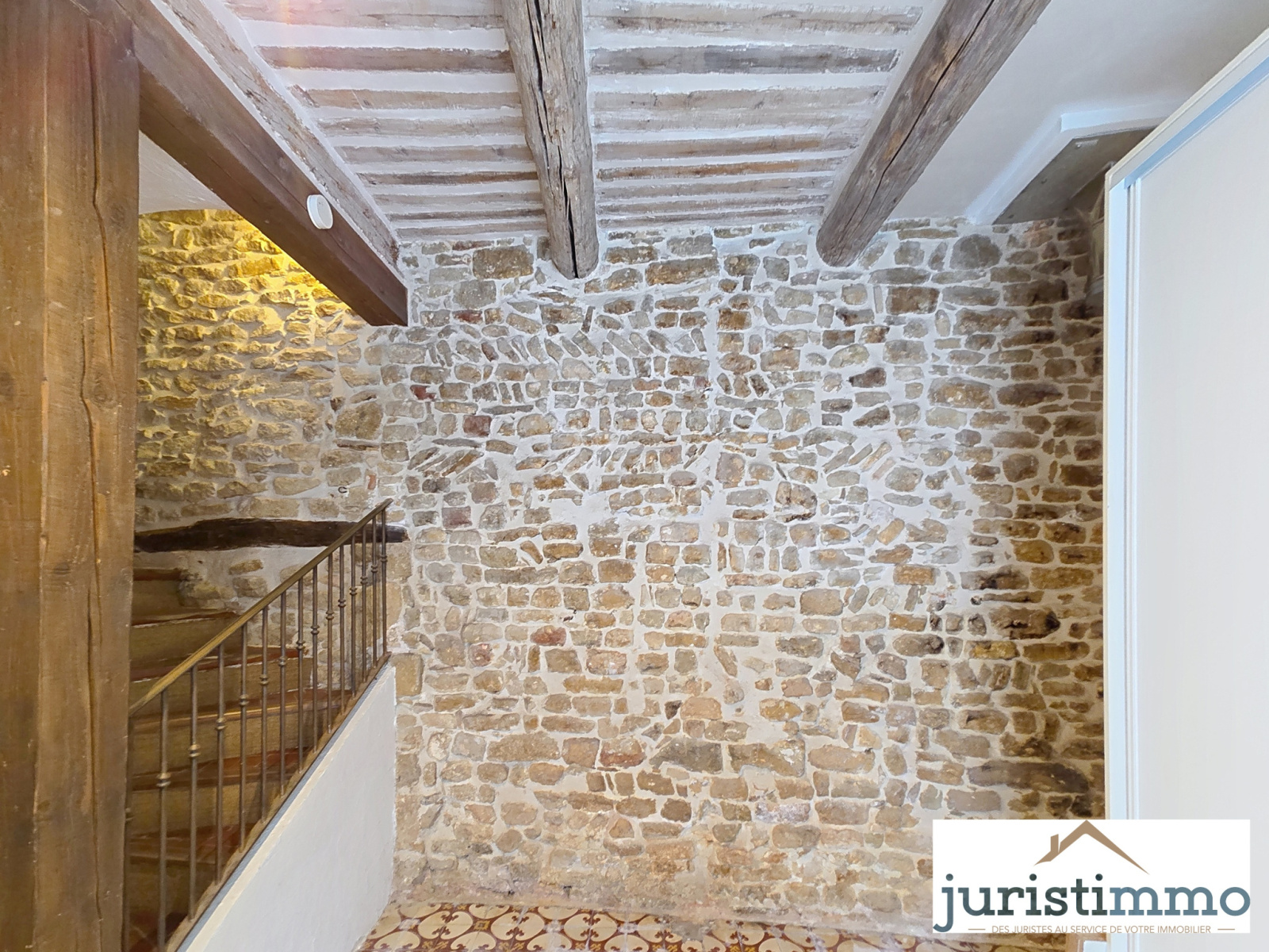 Image_2, Maison de village, Orange, ref :538