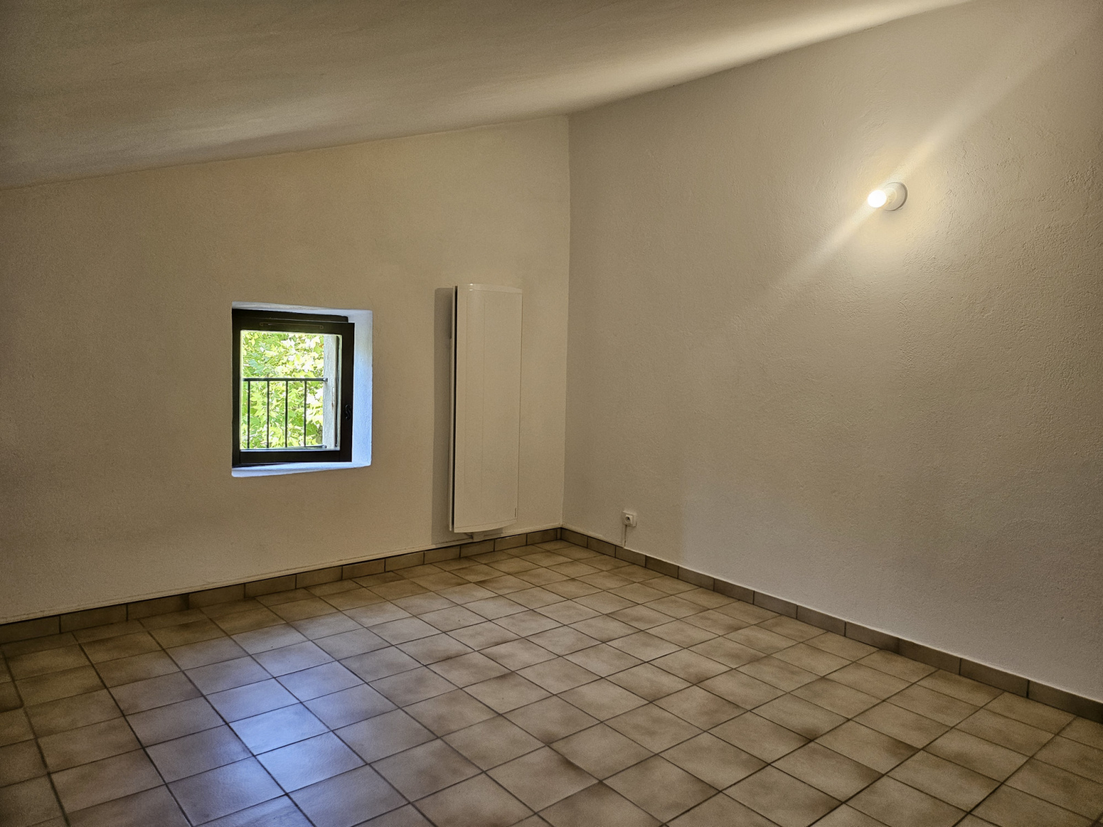 Image_16, Maison de village, Buisson, ref :750 YS