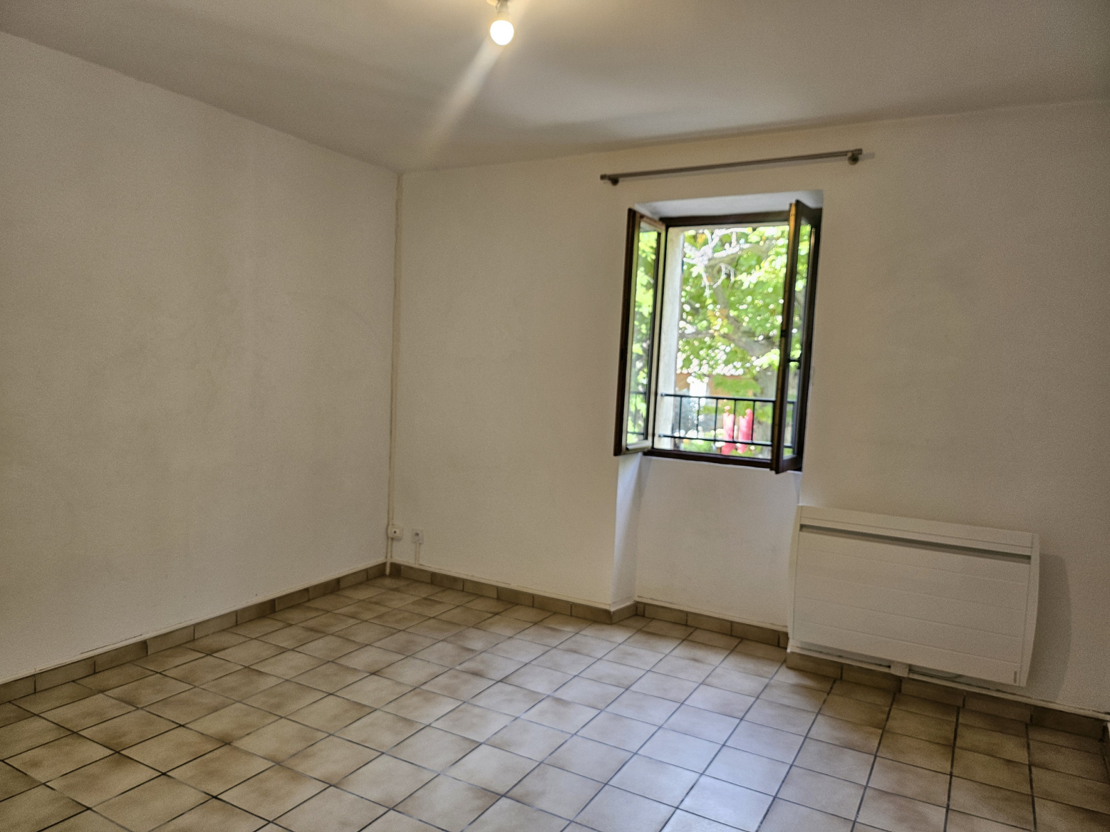 Image_10, Maison de village, Buisson, ref :750 YS