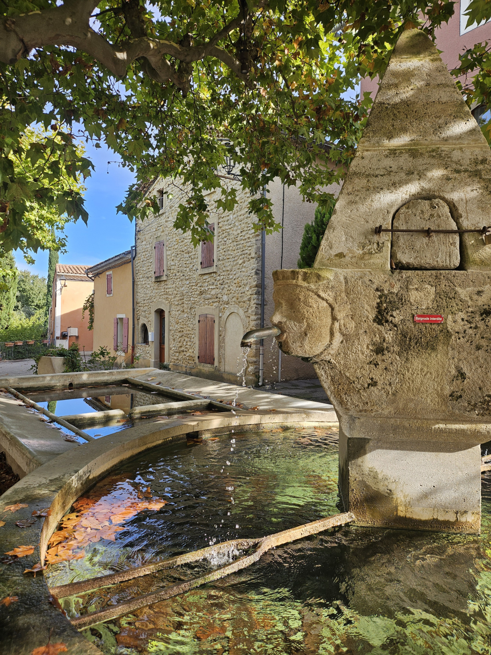 Image_24, Maison de village, Buisson, ref :750 YS