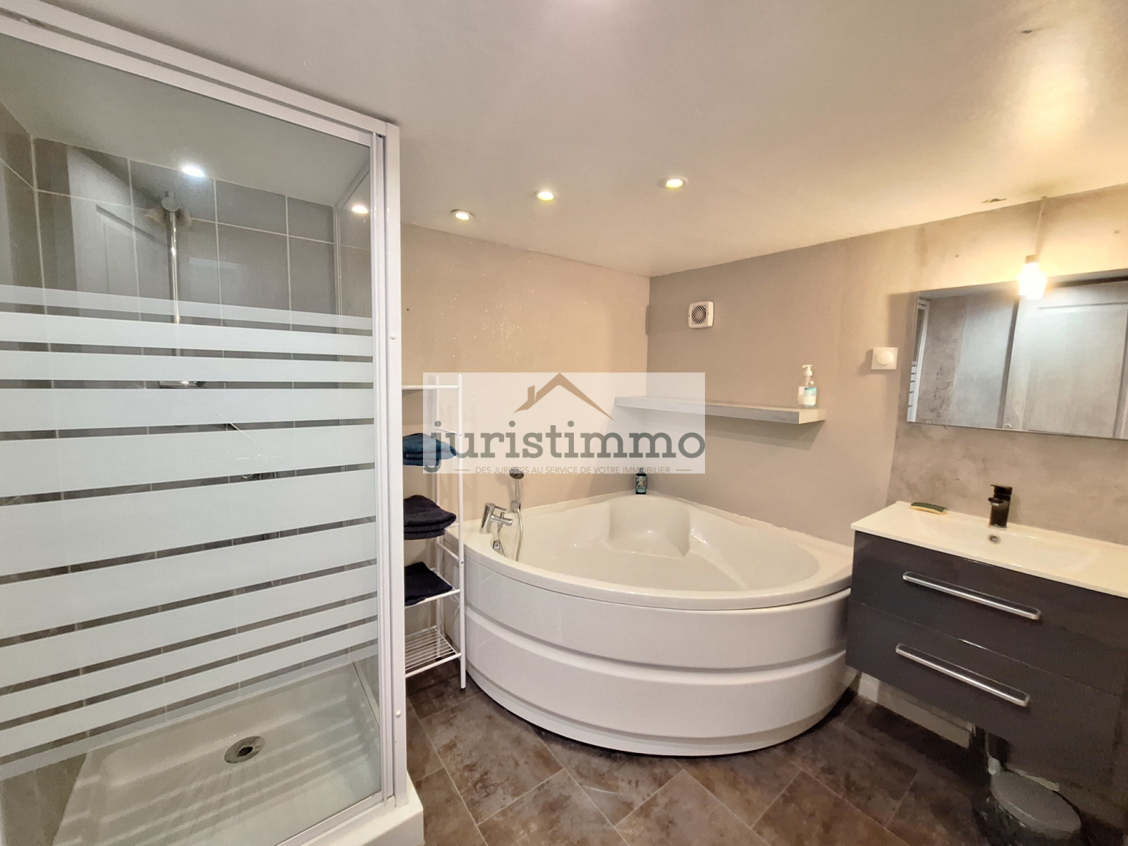 Image_8, Maison de village, Pierrelatte, ref :675