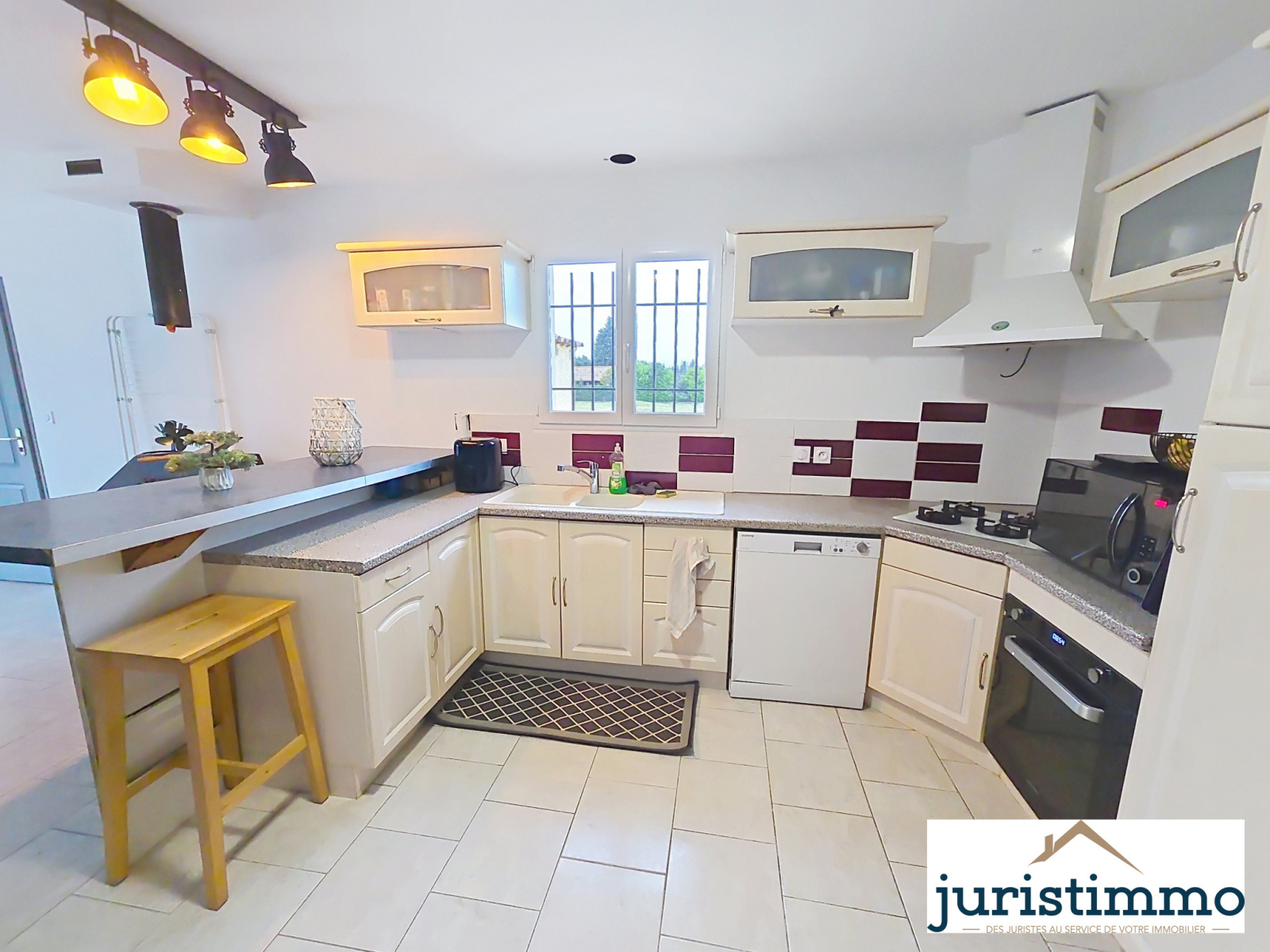 Image_11, Maison, Travaillan, ref :683